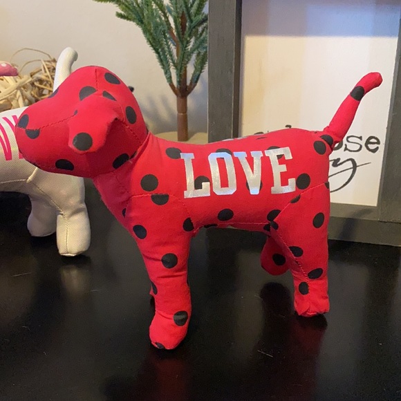 (4) PINK Dogs - Picture 3 of 6